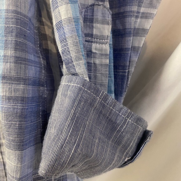 Vintage Button up - Picture 5 of 6